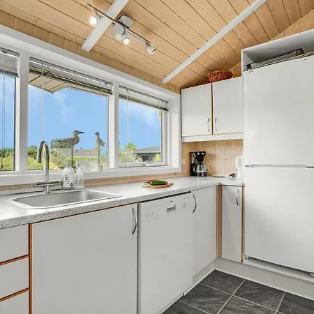 4 Bedroom Gorgeous In