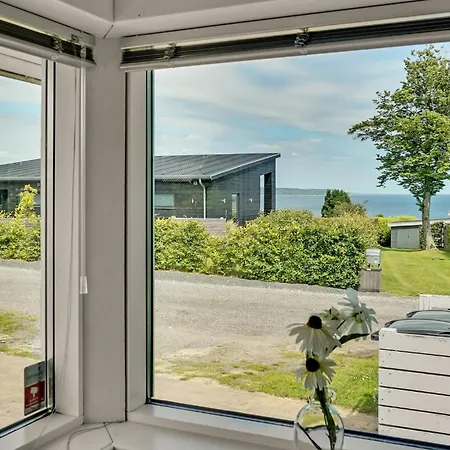 Hébergement de vacances 4 Bedroom Gorgeous In Børkop